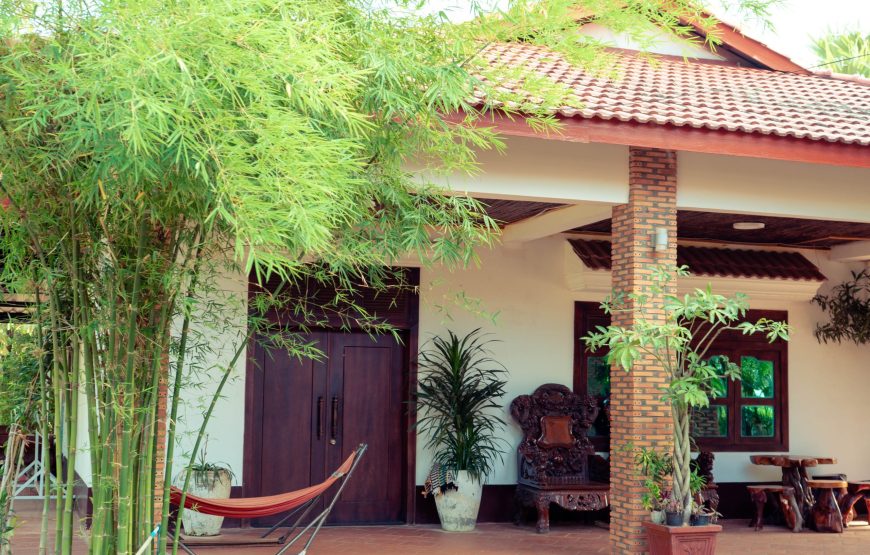 កុម្ភៈរ័ត្ន បឹងហ្គាឡូ – Kampheak Roath Bungalows