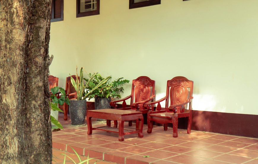 កុម្ភៈរ័ត្ន បឹងហ្គាឡូ – Kampheak Roath Bungalows