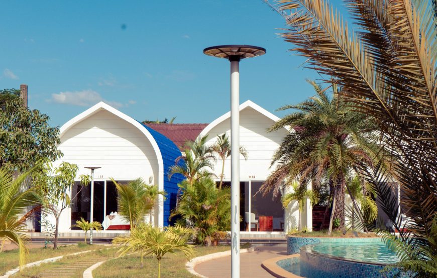 កុម្ភៈរ័ត្ន បឹងហ្គាឡូ – Kampheak Roath Bungalows